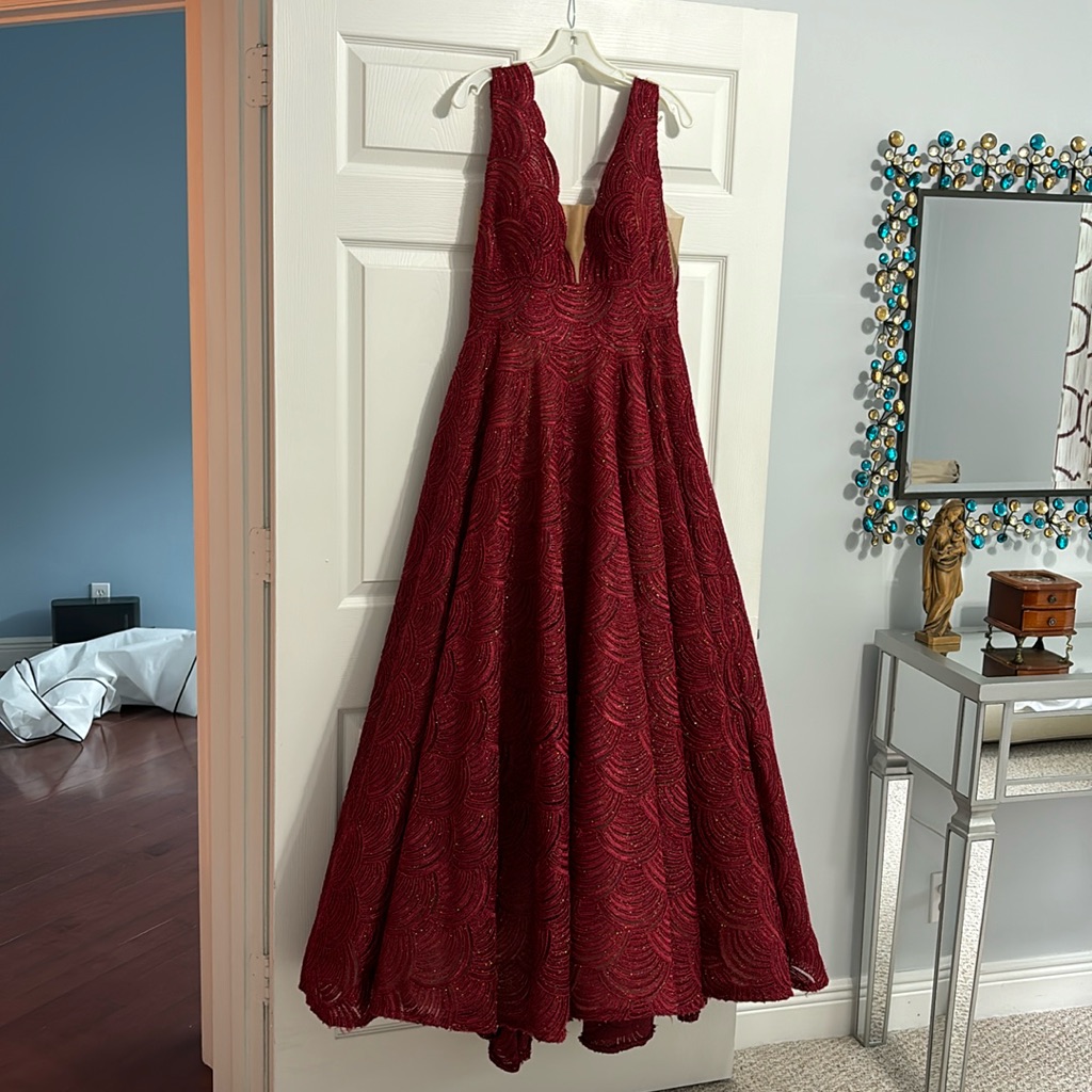 Tarik Ediz Ball Gown In Red Size Us 12